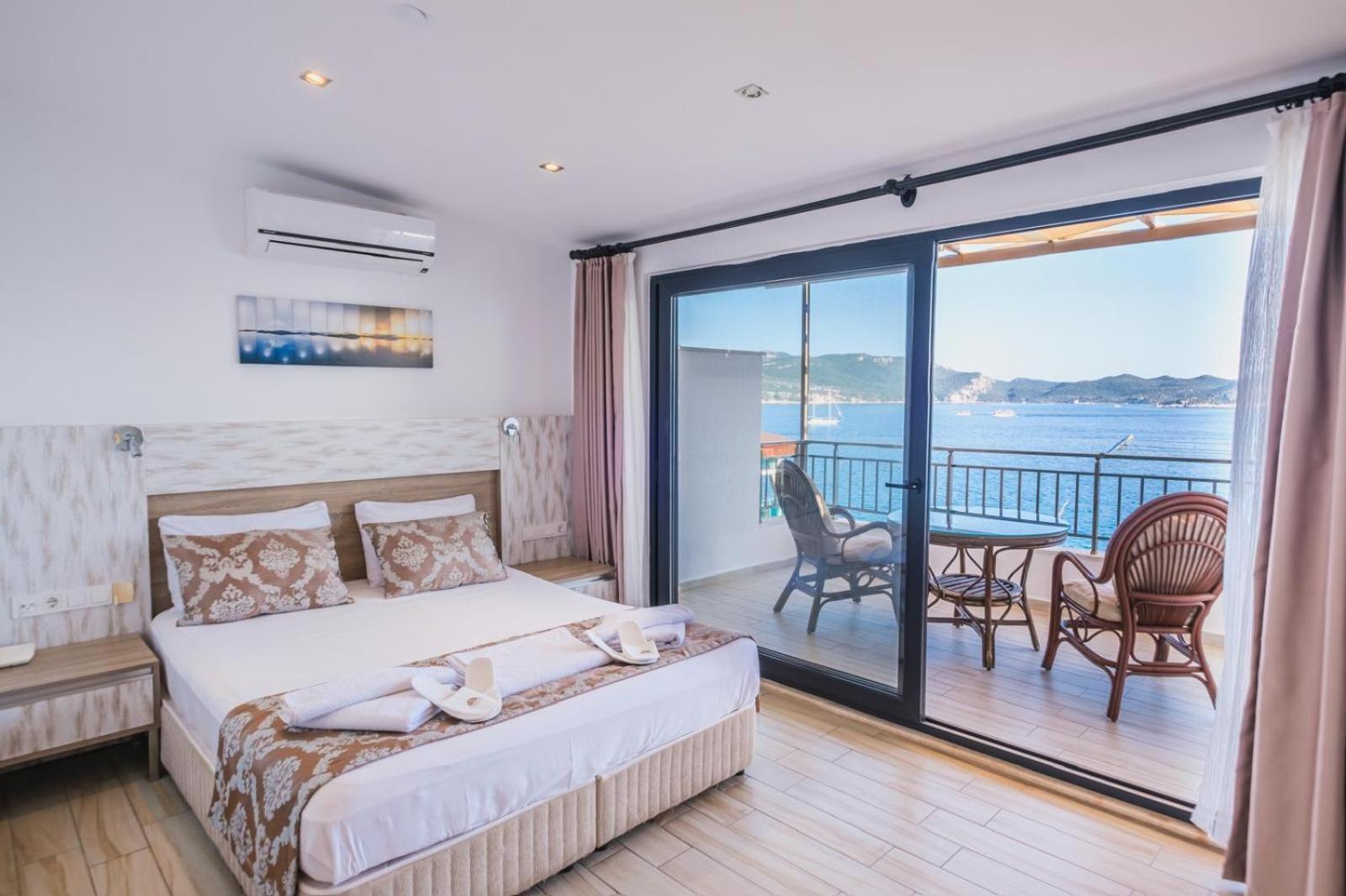 Sardunya Andifli Otel Каш Екстериор снимка