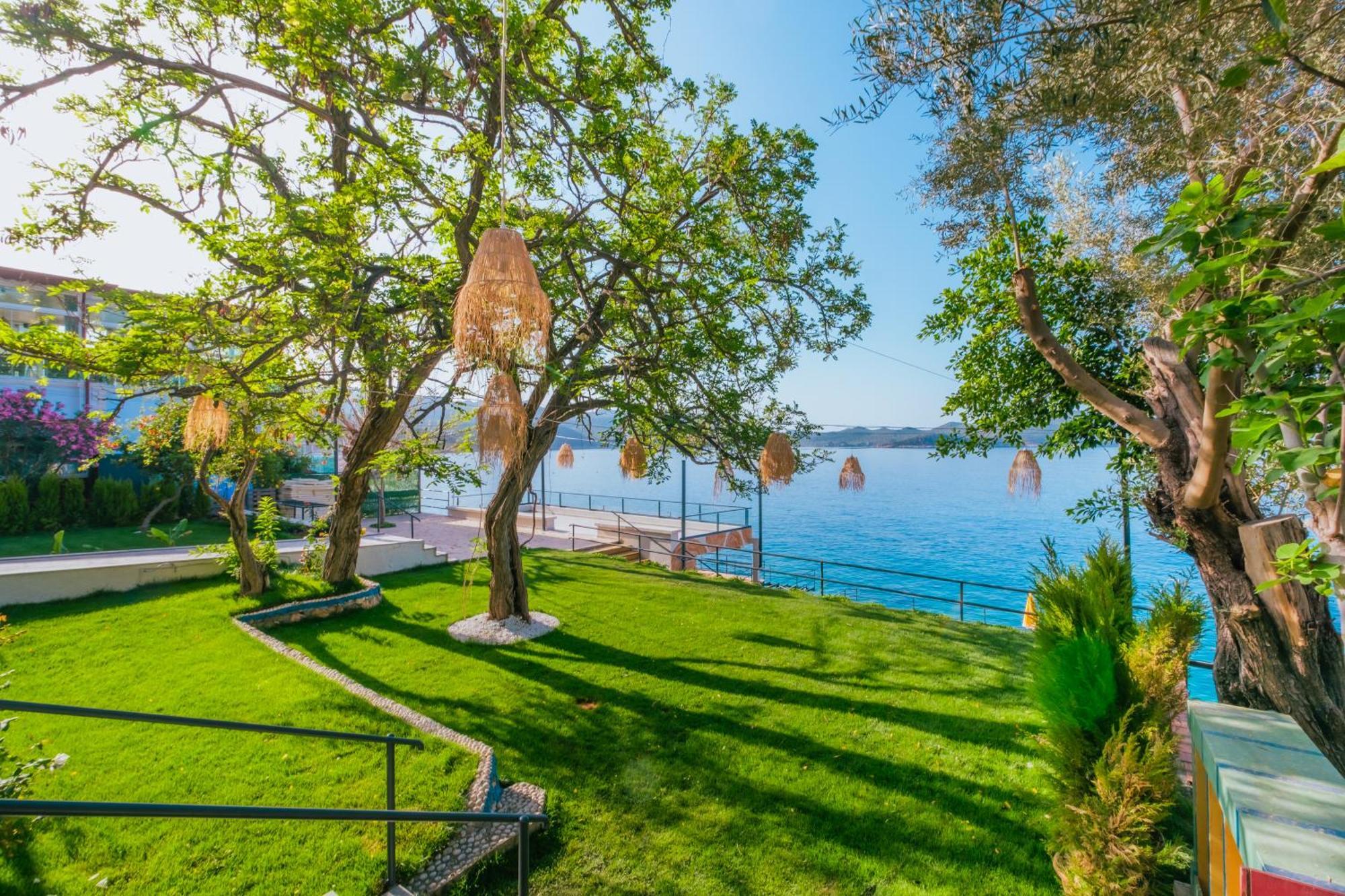 Sardunya Andifli Otel Каш Екстериор снимка