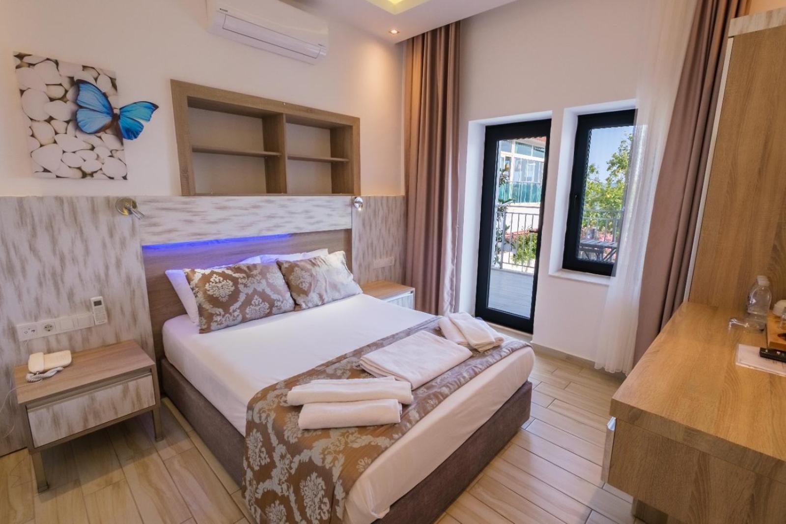 Sardunya Andifli Otel Каш Екстериор снимка